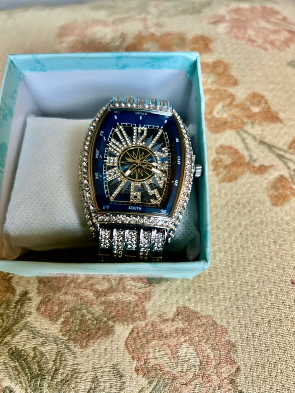 Men's Silver Crystal-Accent Blue Dial Watch - Luxury Style